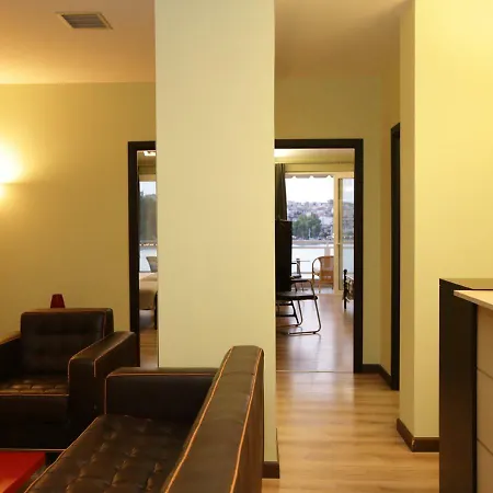 Seafront Apartment Chalkida