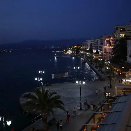 Seafront Apartment *