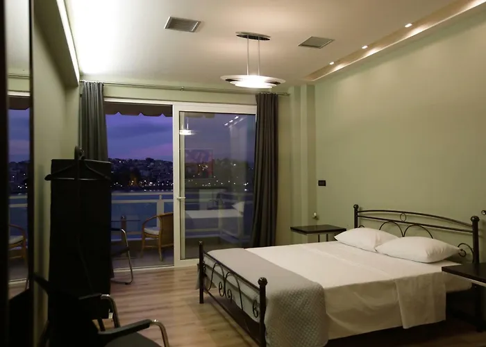 Daire Seafront Chalkís